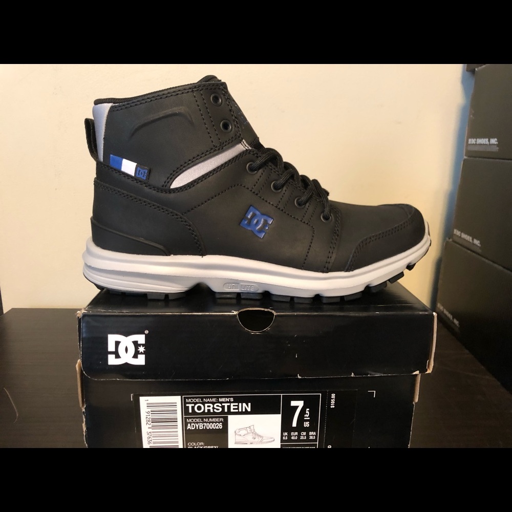 DC Torstein Men’s Size 7.5 New in Box
